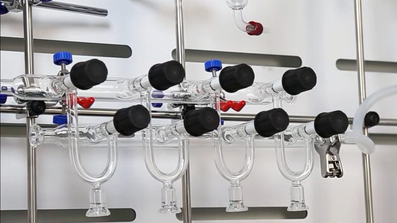 Overview of Schlenk line systems including inert-atmosphere hardware, vacuum manifold, bubbler, and cold trap