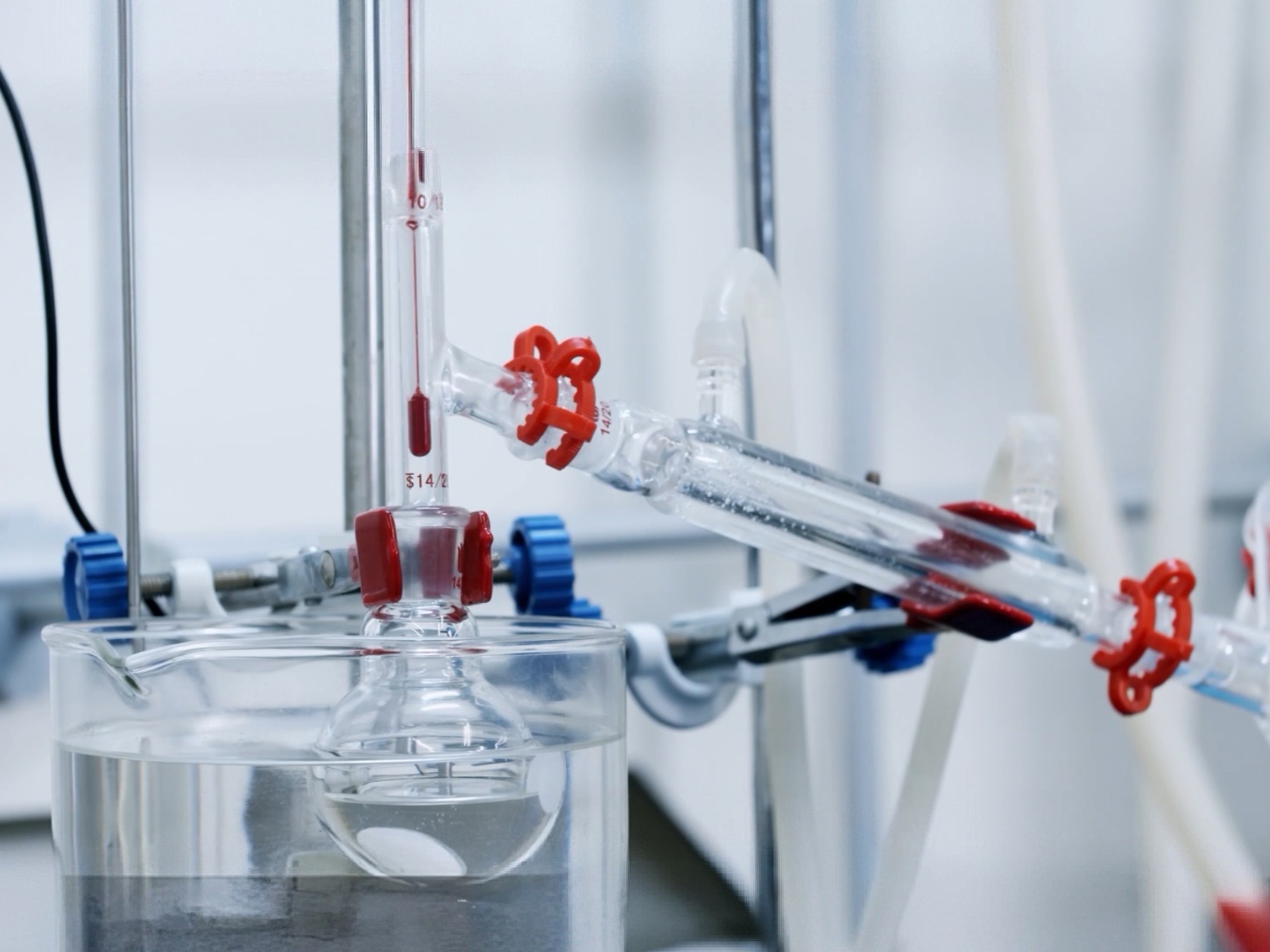 Simple distillation setup